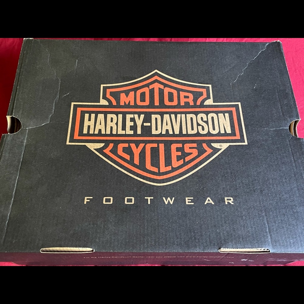 brand new with tags harley riding/work boots.